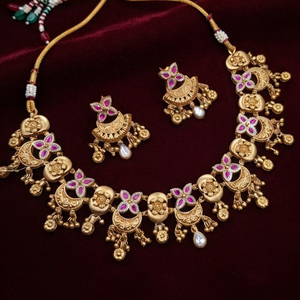 Ensemble collier et boucles d'oreilles pour femme JeweleMarket, plaqué or, avec cristaux et strass, style ethnique, pour mariage, fiançailles, anniversaire, cadeau, Maharashtra - Product Image 1