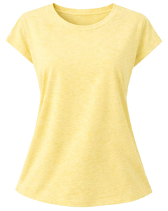 Ensemble 2 pièces tricoté jaune pour femme : haut à col rond et manches courtes, short à taille élastiquée avec poches, style décontracté vintage, boutons et dentelle en maille - Product Image 2