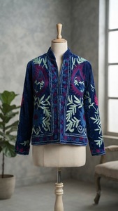 Blouson Bomber Élégant en Velours Brodé pour Femme, Col Montant, Motifs Floraux Faits Main, Style Ethnique Bohème, Séchage Rapide, Manches Longues, Coupe Standard - Product Image 3