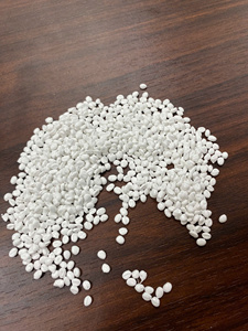 White TiO2 70% Food Grade Molding & Extrusion Grade <b>Masterbatch</b> for <b>Plastic</b> Packaging - Product Image 6