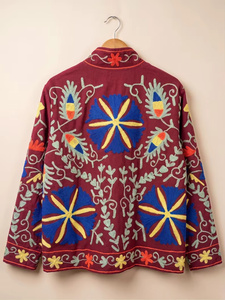 Blouson en velours fait main |   Vêtements bohèmes pour femmes, automne/hiver, réversibles, vintage, motif floral brodé à la main, écologiques - Product Image 2