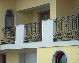 Barandilla de Balcón de Hierro Forjado Moderna Resistente al Óxido KHP, Instalación DIY en el Suelo, Garantía de 3 Años para Uso en Exteriores - Product Image 6