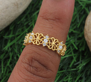 แหวนทองชุบประดับพลอยรูปดอกไม้สไตล์วินเทจ ดีไซน์เปิดวง คลาสสิก เหมาะสำหรับงานแต่งงานสำหรับผู้หญิง - Product Image 2