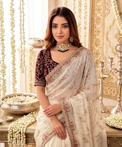 Elegant Cream Silk <b>Saree</b> With Floral Embroidery And <b>Maroon</b> Blouse For Wedding Occasion Women Traditional Wear - Product Image 2