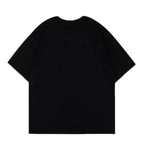 Camisa holgada con corte extragrande que crea un look urbano moderno, sin dejar de ser cómoda en el centro de cada atuendo. - Product Image 2