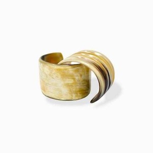 Pulseras de cuerno y hueso de búfalo hechas a mano de la mejor calidad, joyería ecológica para hombres y mujeres a precios de Glowin Fashion. - Product Image 6