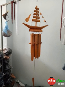 Campanas de Viento Decorativas Hechas a Mano con Diseño Art Deco, de Bambú y Cáscara de Coco Natural, Adornos Colgantes para Jardín y Patio, Bola Decorativa de 35 cm - Product Image 4