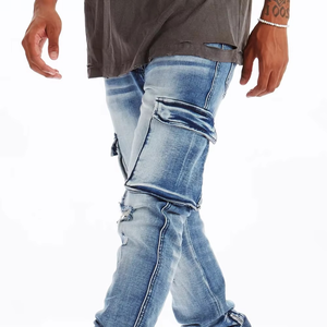 Usine de fabrication de jeans pour hommes OEM produisant des jeans en denim durables, coupe slim, regular et relaxée, pour les acheteurs en gros dans le monde entier. - Product Image 1