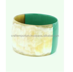 Conjunto de brazaletes de resina pintados a mano con estampados de animales y lunares para un uso diario elegante, fiestas y regalos especiales. - Product Image 1