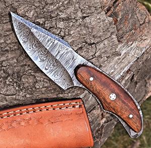 Cuchillo de caza de hoja fija de acero de Damasco de grado industrial Nordic Forge con punta caída, mango de palisandro, funda de cuero y espiga completa - Product Image 2