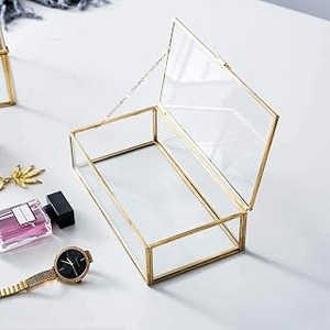 Elegante Caja de Joyería Rectangular de Latón y Vidrio con Marco Dorado y Tapa Transparente para Almacenamiento y Exhibición, Organizador de Joyas, Caja de Vidrio - Product Image 3