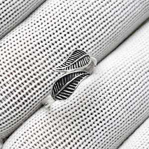 925 Sterling <b>Silver</b> Designer Leaf <b>Adjustable</b> Minimalist Toe <b>Ring</b> for Women - Product Image 4