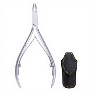 Cortauñas ecológico hecho a mano, precio competitivo, reuso, cuidado de las uñas, cortacutículas, por Beauty Concept International - Product Image 1