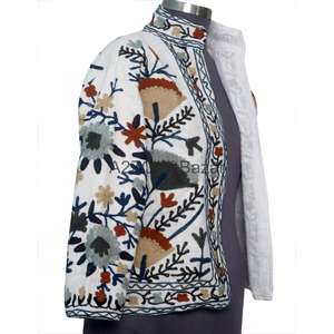 Chaqueta Bomber de Mujer con Cuello en V, Diseño Floral Vintage, Bordado Suzani TNT, Ecológica, Transpirable, de Secado Rápido, Tejido de Algodón - Product Image 4