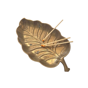 Assiette décorative en métal doré en forme de feuille, faite à la main, polie, motif végétal, style vintage - Product Image 5