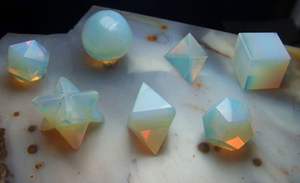 Ensemble de géométrie étoile Opalite Merkaba en gros | Générateur d'énergie de cristal de guérison naturelle | Pierres de méditation de géométrie sacrée - Product Image 5