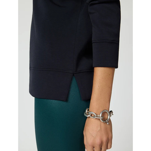 เสื้อฮู้ดคอเต่าแบบสวมหัว สกรีนโลโก้ได้ ผ้าถักเนื้อนุ่ม ทรงเข้ารูป สำหรับผู้หญิง วัยเรียน มหาวิทยาลัย และวิทยาเขต - Product Image 5