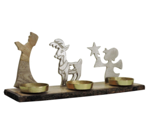 Candelabro Decorativo de Reno Plateado y Ángel Estrellado con Base de Madera, Centro de Mesa Navideño - Product Image 3
