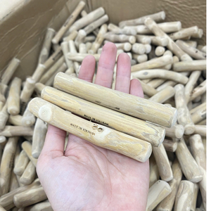 Bâton à mâcher pour chien en bois de café biologique, jouet en bois non toxique pour chiots et grands chiens, soins dentaires et entraînement à la mastication - Product Image 2