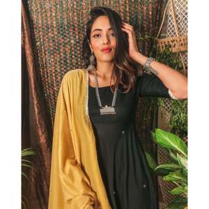 Ensemble de costume en satin respirant noir charbon pour femme, taille XS - Product Image 6