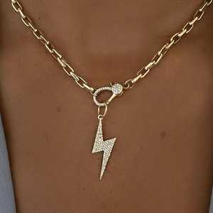 Pendentif Élégant et Unique en Or Massif 14K 18K avec Breloques Éclair de Luxe et Diamants de Laboratoire Ronds Taillés en Pavé, Vente en Gros - Product Image 5