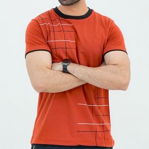 Camiseta de Manga Corta para Hombre, Color Naranja Sólido, con Ribete en Contraste, Corte Regular, Cuello Redondo, Algodón Tejido, Estilo Urbano Ecológico - Product Image 1