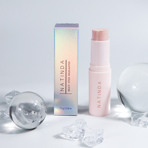 Barra Iluminadora NATINDA con Brillo y Destellos para Uso Diario, para Todo Tipo de Piel, para Mujeres Adultas - Product Image 5