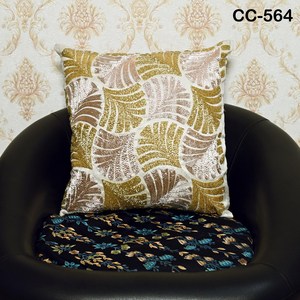 Housse de coussin perlée de luxe abordable avec motif brodé artistique pour canapé, lit, chaise longue et aménagement intérieur élégant - Product Image 2