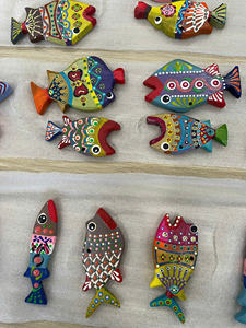 Matériaux écologiques, poisson en bois fait main, artisanat adapté à la décoration intérieure, style créatif et approvisionnement en gros international. - Product Image 3