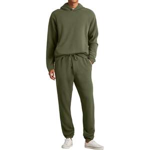 Ensemble survêtement confortable texturé pour homme personnalisé 2025, ensemble 2 pièces, sweat-shirt à capuche et pantalon de survêtement pour tenues d'aéroport - Product Image 1