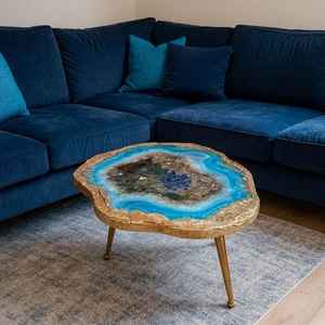 Table basse de luxe aspect cristal, écologique, en résine époxy faite à la main, style géode turquoise, table d'appoint moderne, décoration intérieure noire, artisanat - Product Image 2