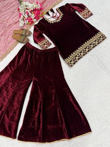 Ensemble élégant de lehenga choli en velours avec broderie dorée pour mariage, robe traditionnelle indienne pakistanaise pour femmes, longueur au sol - Product Image 5