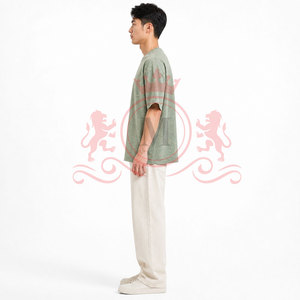 เสื้อยืดทรงหลวมแบบดรอปโชว์เดอร์ รุ่นพรีเมียม Urban Sun Faded ผลิตจากผ้าเนื้อน้ำหนักเบา สวมใส่สบาย เหมาะสำหรับลุคสบายๆ ทันสมัย - Product Image 2