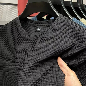 เสื้อยืดตาข่ายไหมน้ำแข็ง แขนสั้น คอกลม รุ่นใหม่ เสื้อยืดผู้ชาย เสื้อซับในฤดูร้อน สีพื้น เสื้อผู้ชาย - Product Image 2