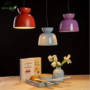 โคมไฟแขวนไม้ไผ่ทำมือ ดีไซน์โค้งมนทันสมัย สไตล์มินิมอล เป็นมิตรกับสิ่งแวดล้อม สำหรับตกแต่งภายใน - Product Image 1