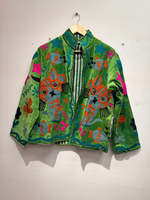 Veste en velours réversible pour femme, style contemporain, audacieuse, avec broderie Suzani, manteau artistique affirmé