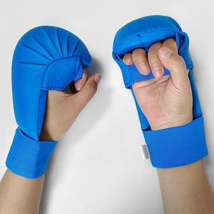 Gants de karaté et de taekwondo approuvés WKF, mitaines de sparring, logo personnalisé, unisexe, matériau PU de haute qualité, respectueux de l'environnement, vente en gros OEM - Product Image 2