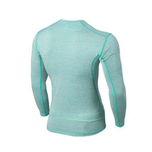 เสื้อแรชการ์ดผู้ชายขายส่ง เสื้อแรชการ์ดสำหรับเล่นเซิร์ฟ ดำน้ำ เสื้อแรชการ์ดแบบรัดรูป ผลิตในปากีสถาน ปี 2026 - Product Image 1