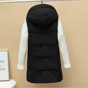 Gilet matelassé léger et respirant pour femme, sans manches, col montant, décontracté, personnalisable avec logo, fabrication OEM - Product Image 3