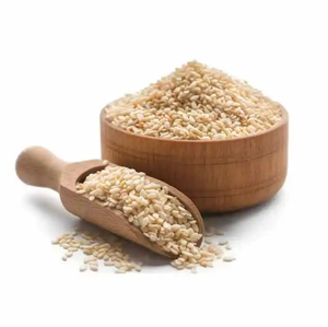 Graines de sésame entières naturelles et nutritives Impex Professionals pour pain, biscuits, sauces, garnitures de salades, transformation culinaire - Product Image 1