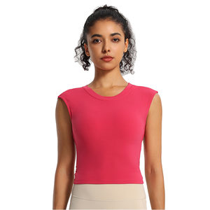 T-shirt de sport pour femme léger, écologique, en Spandex/Nylon, à séchage rapide, respirant, décontracté, pour la course et le yoga, avec logo frontal - Product Image 1