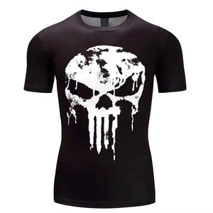 T-shirt homme premium en tissu polyester 100% haute qualité, respirant et à séchage rapide, avec votre propre design. Fabriqué au Pakistan. - Product Image 1