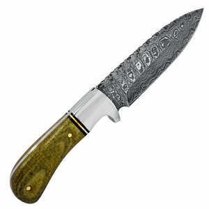 Cuchillo de Caza con Hoja Negra Gris y Patrón Damasco, Mango Verde Oliva, Guarda de Plata y Empuñadura Remachada para Uso en Exteriores - Product Image 1
