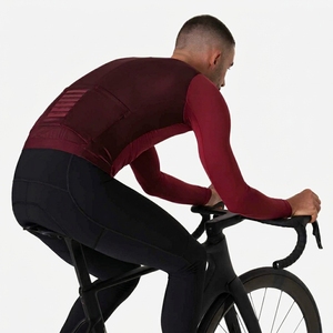 Maillot de cyclisme unisexe à manches courtes rouge, fermeture éclair intégrale, respirant, haute performance, avec logo avant, 100 % polyester, imprimé par sublimation - Product Image 6