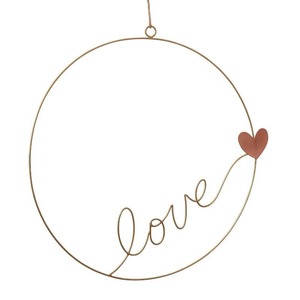 Couronne murale minimaliste en fil métallique doré avec un élégant écriture cursive « Love » et un charmant accent cœur en cuivre - Product Image 2