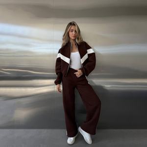 Nouvel ensemble de survêtement élégant pour femmes avec panneaux contrastés, polaire chaud, ensemble deux pièces, sweat à capuche zippé, coupe-vent, tenue confortable pour se détendre - Product Image 1