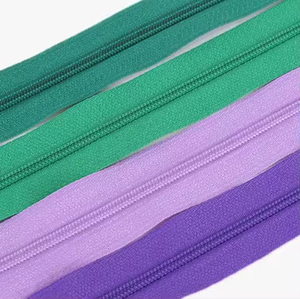 Vente en gros directe d'usine, multicolores 3 #   Fermetures éclair en nylon 15 cm à extrémité fermée, accessoires pour vêtements et sacs - Product Image 4