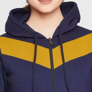 Sweat-shirts et hoodies tendance pour femmes automne/hiver - Design élégant et décontracté, 100% coton, écologiques, logo et taille personnalisés - Product Image 5