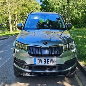 BONNE AFFAIRE 2019 KAROQ 2.0TDI SE 4X4 - Product Image 1