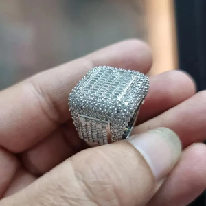 Bague de Luxe Hip Hop Carrée en Argent Sterling 925 Sertie de Moissanite VVS, Bague Tendance pour Homme, à Porter Tous les Jours - Product Image 3
